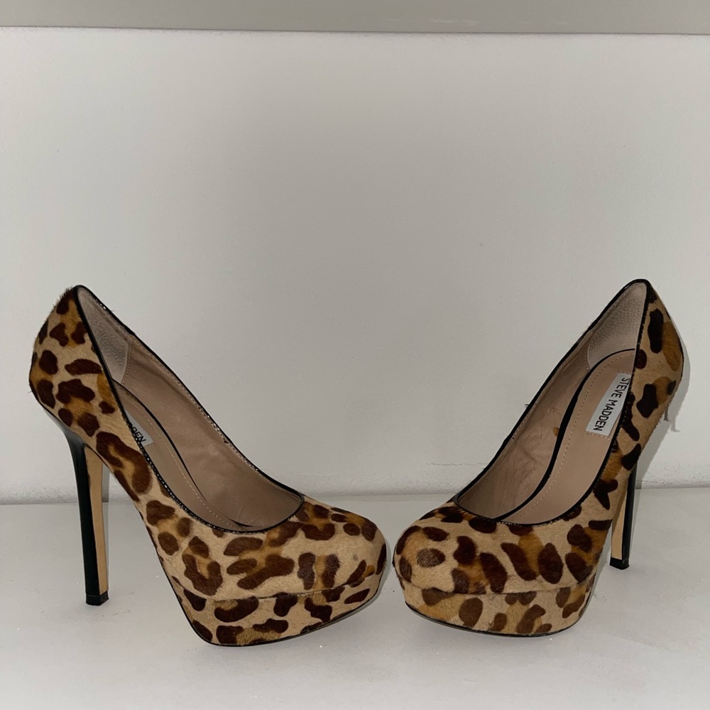 Leopard heels